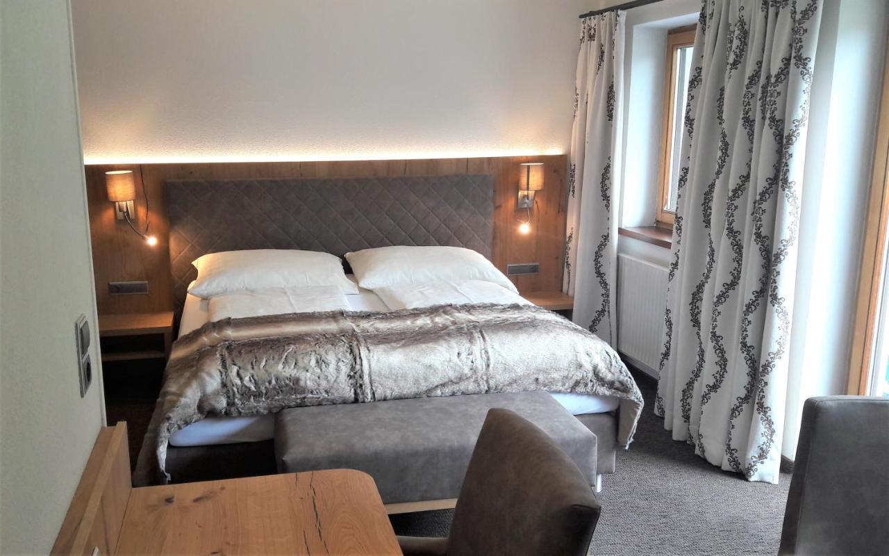 סן אנטון Hotel Garni Viktoria מראה חיצוני תמונה