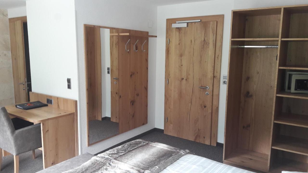 סן אנטון Hotel Garni Viktoria מראה חיצוני תמונה