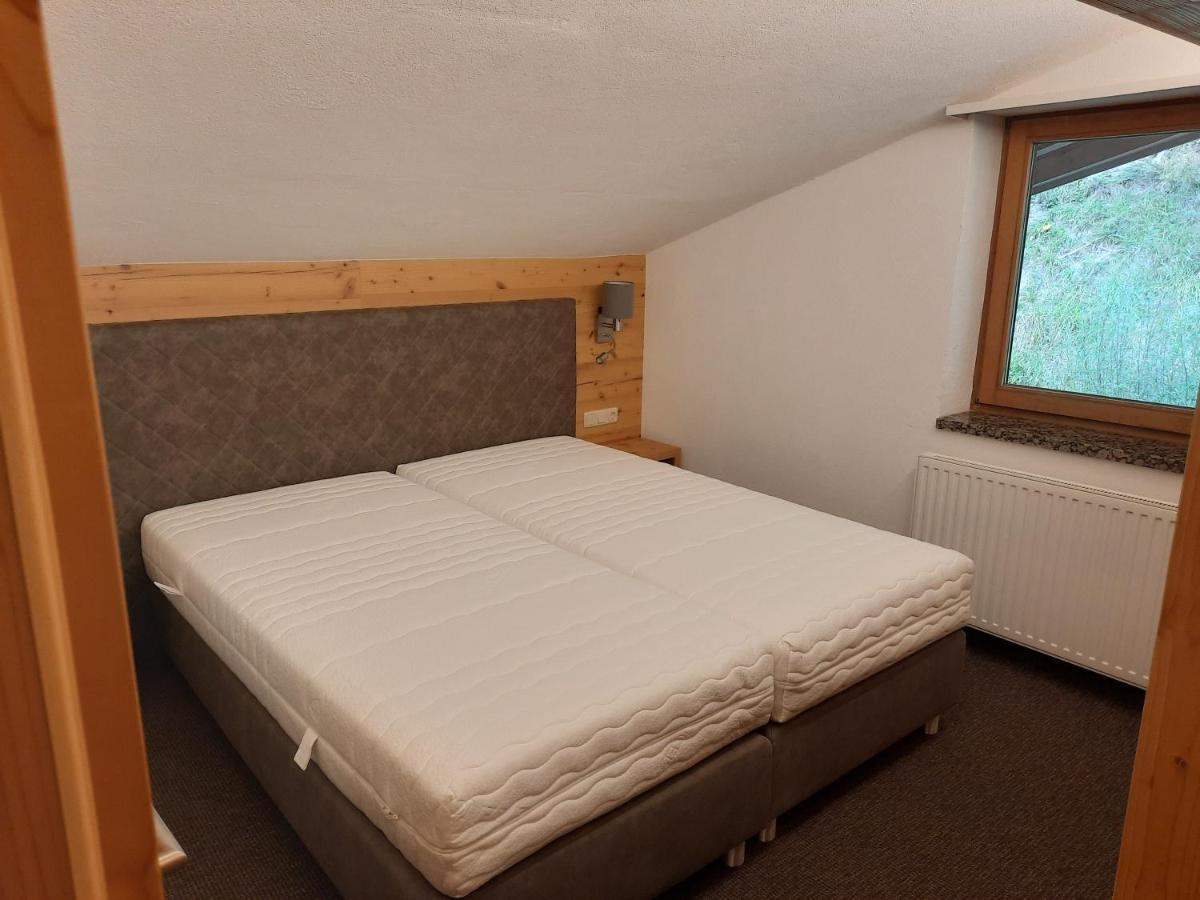 סן אנטון Hotel Garni Viktoria מראה חיצוני תמונה