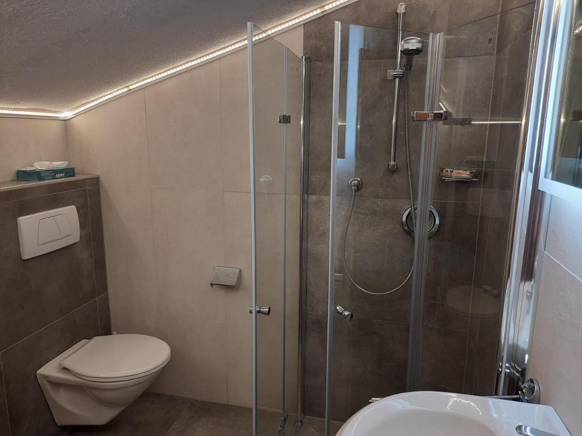 סן אנטון Hotel Garni Viktoria מראה חיצוני תמונה