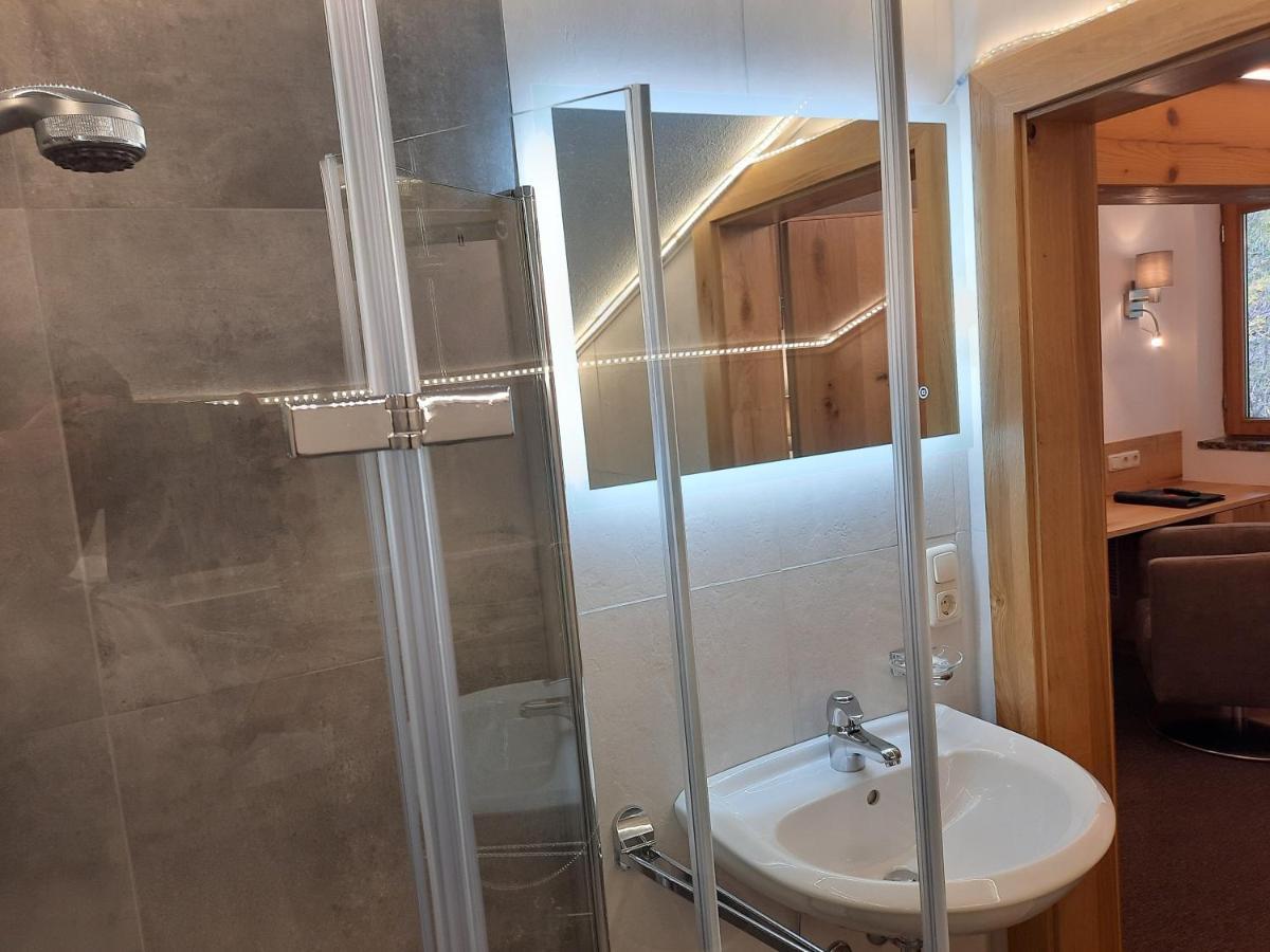 סן אנטון Hotel Garni Viktoria מראה חיצוני תמונה