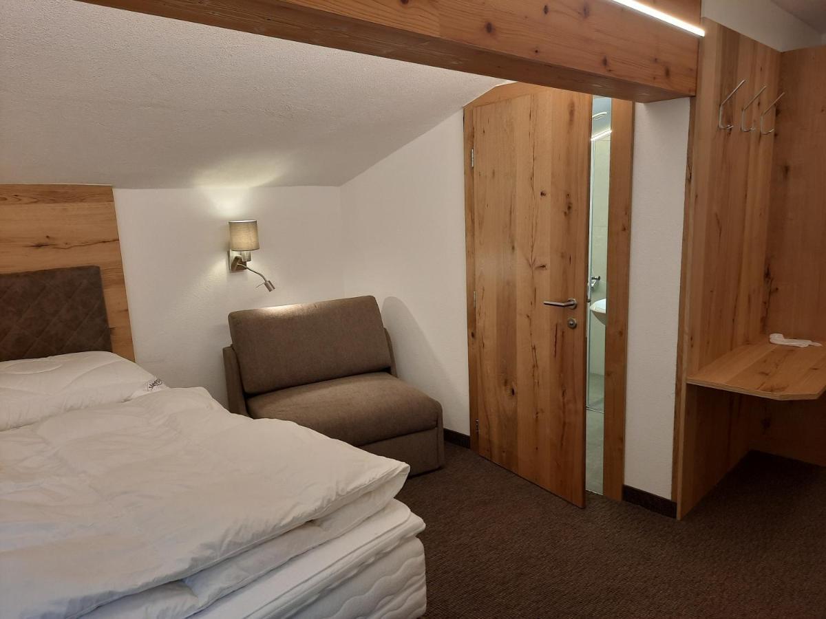 סן אנטון Hotel Garni Viktoria מראה חיצוני תמונה