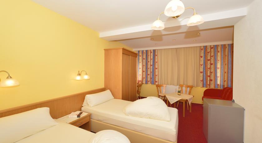 סן אנטון Hotel Garni Viktoria חדר תמונה