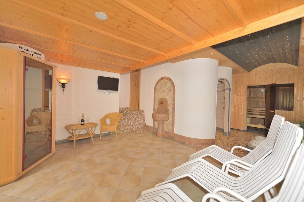 סן אנטון Hotel Garni Viktoria מראה חיצוני תמונה